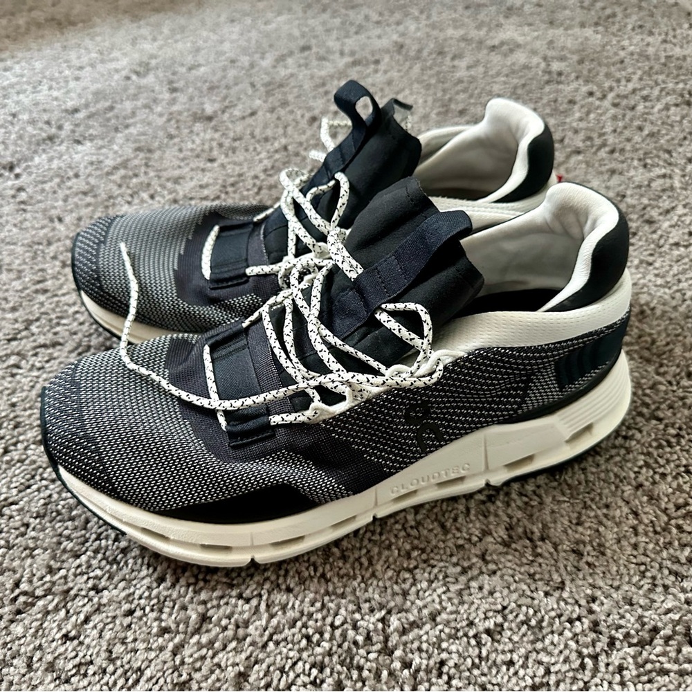 On Cloud Cloudtec shoes